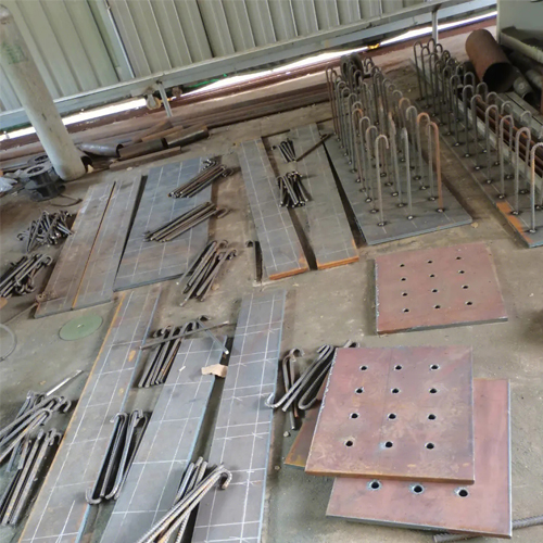 有哪些其他因素会影响许昌预埋件位置的确定？